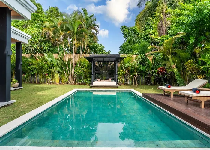 Villa Tropical Raya - Private Luxury Hideaway