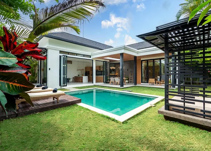 Tropical Raya - Private Luxury Hideaway Villa *