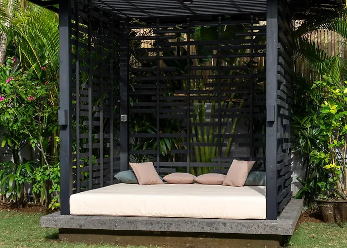 Villa Tropical Raya - Private Luxury Hideaway *
