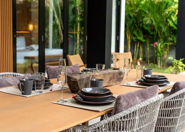 Villa Tropical Raya - Private Luxury Hideaway *